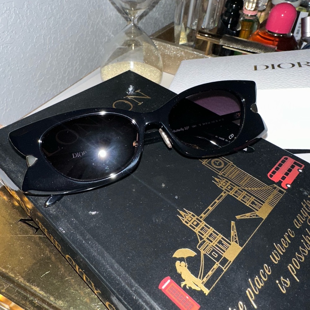 Dior Black Wayfarer Sunglasses Timeless Design